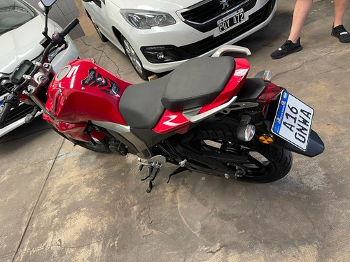 Imagen 2 de 7 de Yamaha Fz