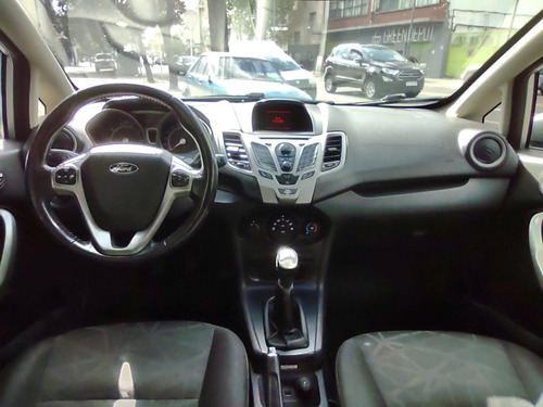 Ford Fiesta Titanium Kd 5 Puertas Mt Full 1.6
