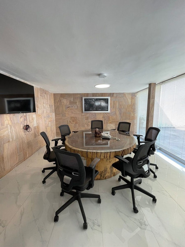 Casa Para Oficinas Con Uso De Suelo S
