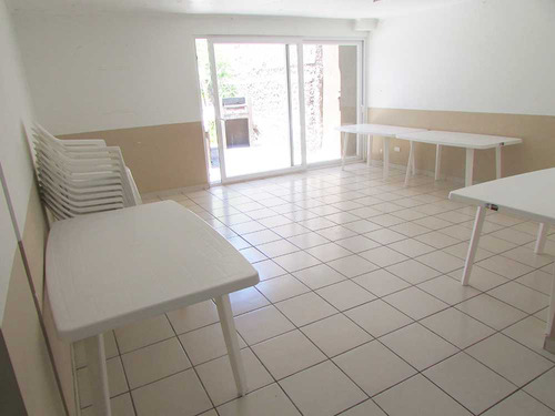 Metro Hospitales, Independencia (96677)