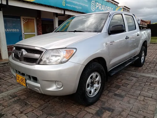 Toyota Hilux 2.5cc Mt Aa 4x2