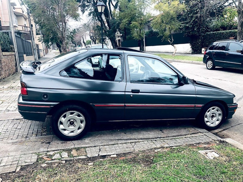 Imagen 4 de 8 de Ford Escort Xr3 2.0i