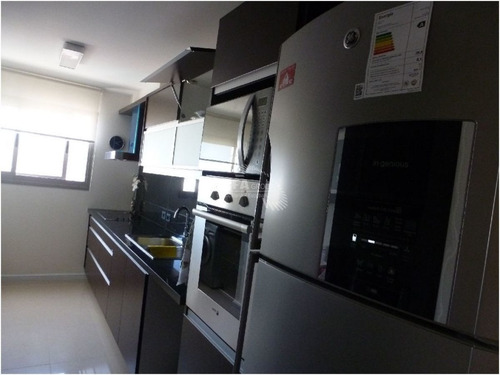 Imagen 11 de 22 de Excelente Apartamento Frente Al Mar !
