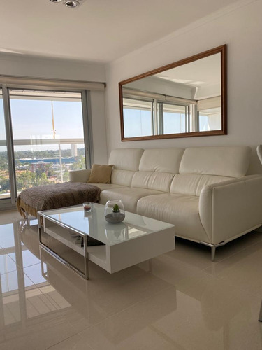 Imagen 3 de 18 de Apartamento En Venta De 2 Dormitorios En Playa Mansa (ref: Lij-5101)