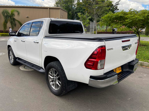 Toyota Hilux 4x4 Diesel Mecanica Refull