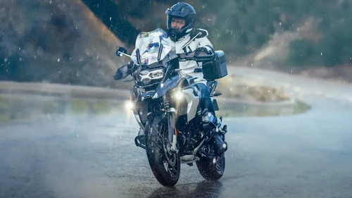 Pneu Traseiro F800 F850gs Adv 150/70-17 Anakee Road Michelin