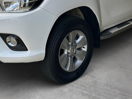 Toyota Hilux Cd 4x2 Sr