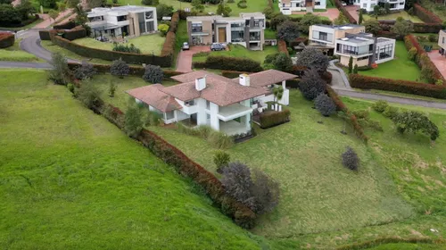 Casa En Venta En Mercenario. Cod V23518