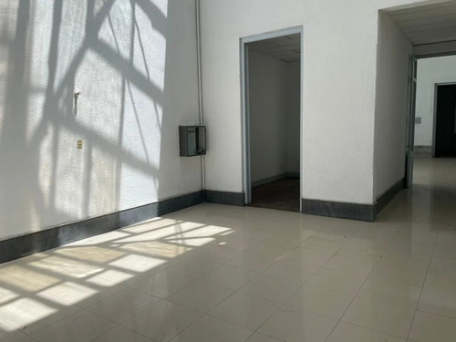 Imagen 4 de 10 de Atencion Empresas! Piso Completo 10 Dorm Centro