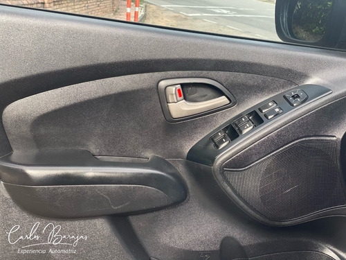 Hyundai Tucson Gl Mt 2012