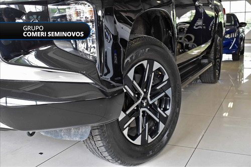 Mitsubishi L200 Triton 2.4 16V TURBO DIESEL SPORT HPE-S CD 4P 4X4 AUTOMÁTICO