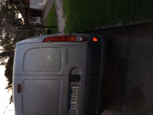 Imagen 3 de 5 de Renault Kangoo 2017 1.6 Ph3 Authentique 1plc