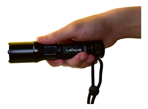 Imagen 2 de 8 de Linterna Tactica De Mano Led Camping Luz Potente 1200 Lumen