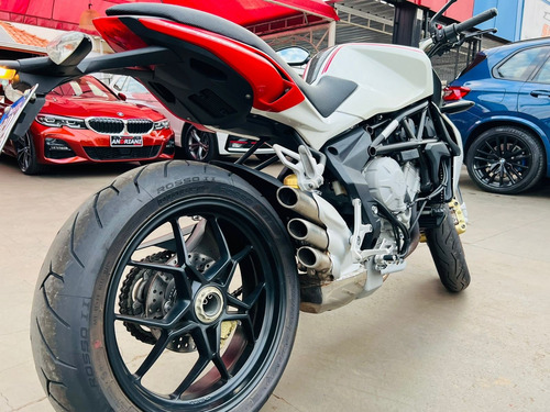Imagem 5 de 8 de Mv Agusta Brutale 800 Branco 2015