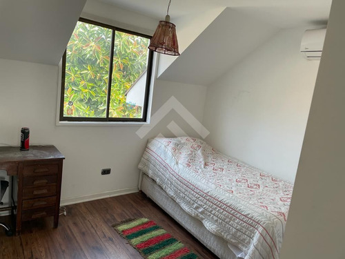 Casa En Venta De 3 Dorm. En La Florida