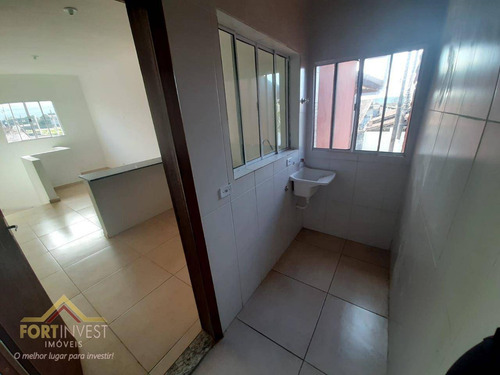 Imagem 11 de 21 de Linda Casa De Condomínio, Sobreposta Com Ampla Sacada Por R$ 210.000,00 - Aceita Financiamento No Maracanã Em Praia Grande. - Ca0880