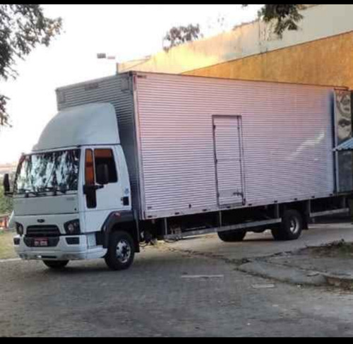 Cargo 1119 Com Baú De 9 Metros Completo