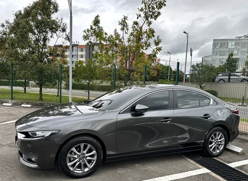 Mazda 3 2.0 Touring