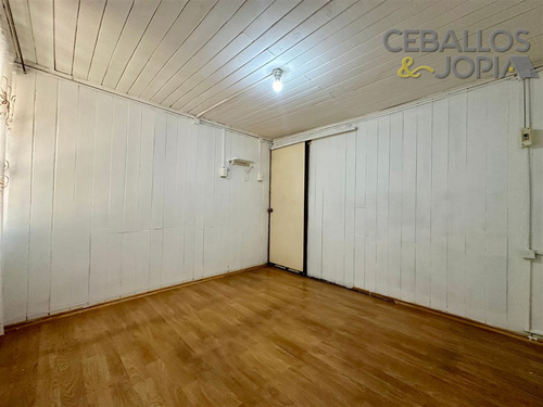 Casa En Venta De 4 Dorm. En Quilpué