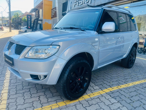 Mitsubishi Pajero TR4 2.0 4X4 16V 140CV FLEX 4P AUTOMÁTICO