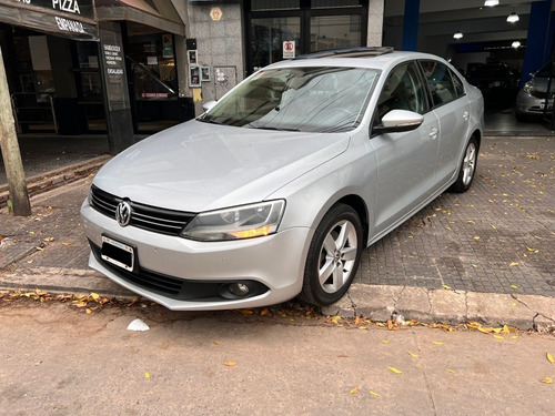 Volkswagen Vento 2.5 Luxury 170cv