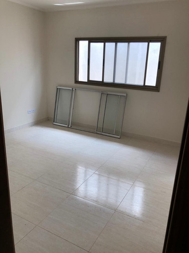 Casa Terreno Inteiro Com 3 Dormitórios/suite Em Itanhaém!