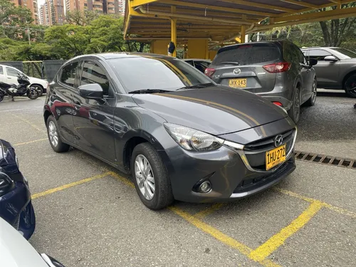 Mazda 2 1.5 Touring At 2016