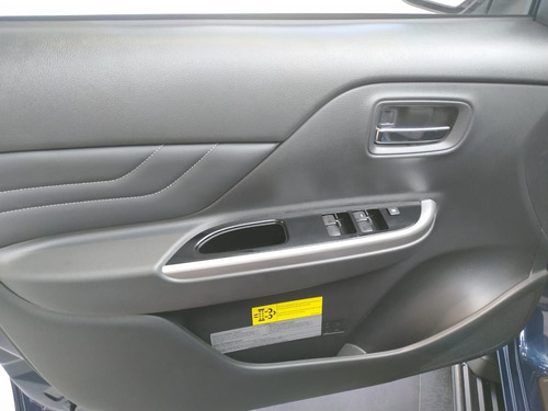 Imagem 10 de 12 de Mitsubishi L200 Triton Sport Hpe-s New Generation 2.4