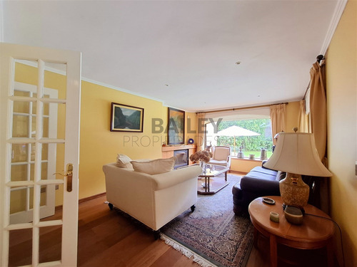 Venta De Casa De 4 Dorm. Bosques De Montemar En Concón