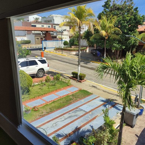 Imagen 26 de 30 de Espectacular Townhouse Pampatar Paraiso2 Agua Marina Country