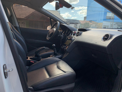 Peugeot 408 1.6 Feline Hdi 115cv
