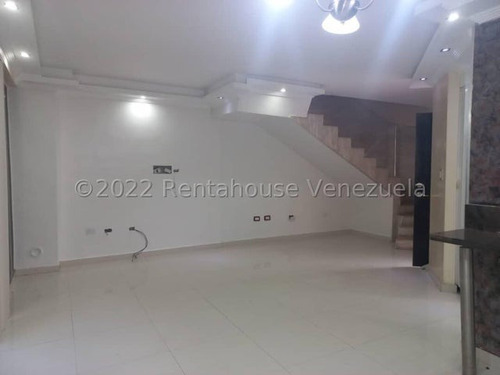 Imagen 12 de 30 de Townhouse En Venta De Concepto Abierto Moderno Con Exclusivas Areas Sociales Piscina Caminerias Y Parques Infantiles Cocina Con Tope De Granito Totalmente Equipada El Rincon Naguanagua