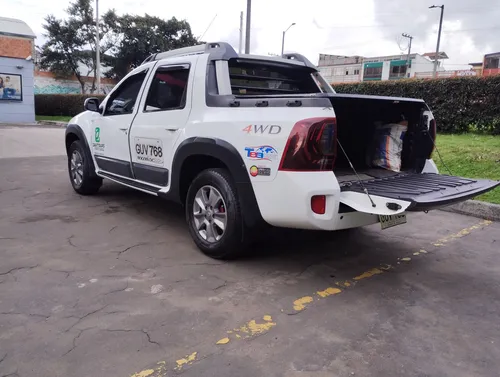 Renault Duster Oroch 2.0 Intens 4X4