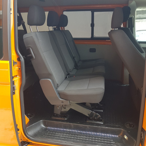 Imagen 10 de 15 de Volkswagen Transporter Aut Equipada 2018