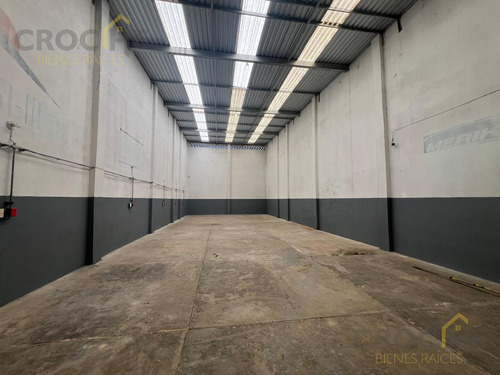 Bodega Comercial En Renta En La Reserva Territorial, Xalapa, Veracruz.