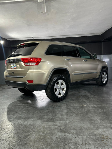 Jeep Grand Cherokee Laredo 2012