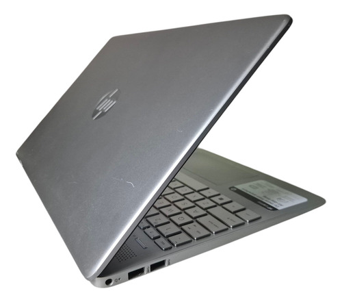 Laptop Hp 15-dy2131wm Core I3-11th 8ram 256ssd + 16gb Optane (Usado)