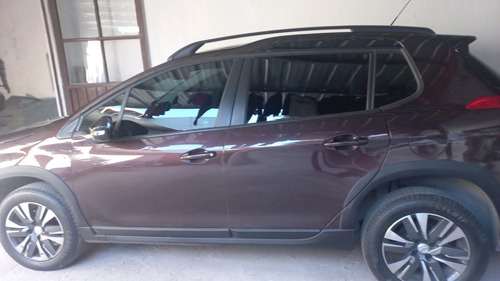 Peugeot 2008 1.6 Feline Tip