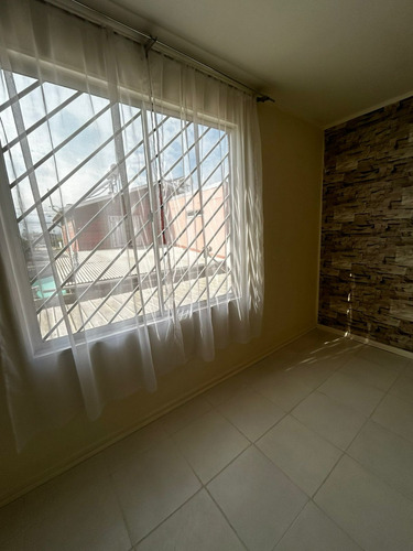 Arriendo Linda Casa, Lomas De Paine.