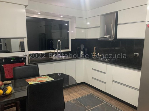 Imagen 3 de 5 de Espectacular Townhouse En Buenaventura 22-24641