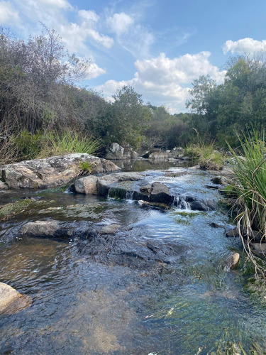Chacra De 5 Hecteras Con Arroyo Propio