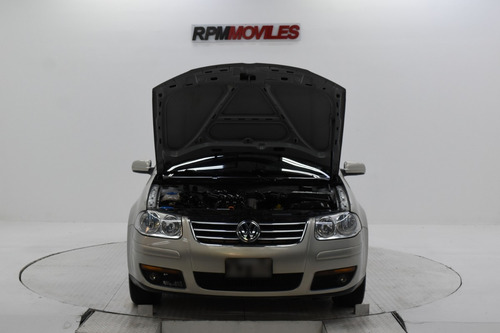 Volkswagen Bora 2.0 Trendline Manual 2010 Rpm Moviles