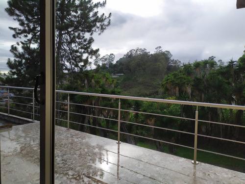 Imagen 12 de 19 de Venta Casa 279mts2 6h/3b/4pe Parque El Retiro 5184