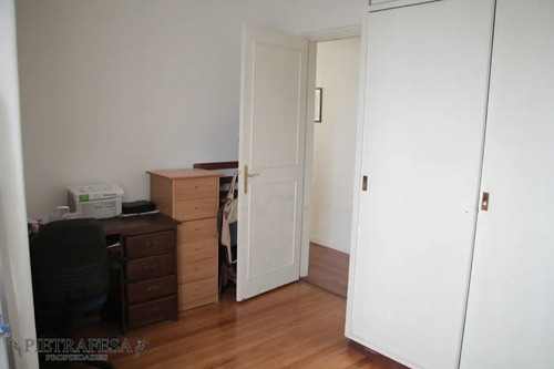 Imagen 11 de 15 de Casa En Venta - 2 Dormitorios, 1 Baño, Azotea Con Parrillero - Mariano Moreno - La Blanqueada