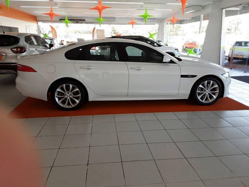 Jaguar Xf 2.0 R-sport Turbocharged Gasolina 4p Automático