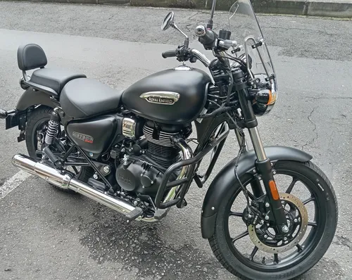 Royal Enfield Meteor 350 Modelo 2025. Único Dueño.