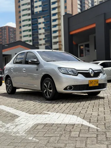 Renault Logan 1.6 Privilege / Intens