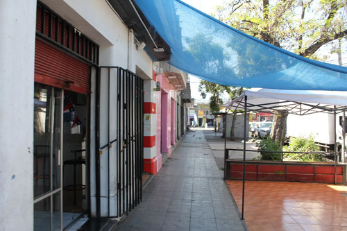 Terreno En Venta En El Corazón De Recoleta Fhp