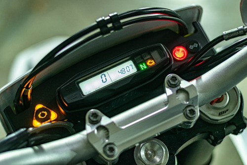Imagen 13 de 18 de Husqvarna 701 Enduro 2021