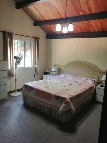 Casa En Atlántida 4 Dorm. 4 Baños Y Piscina